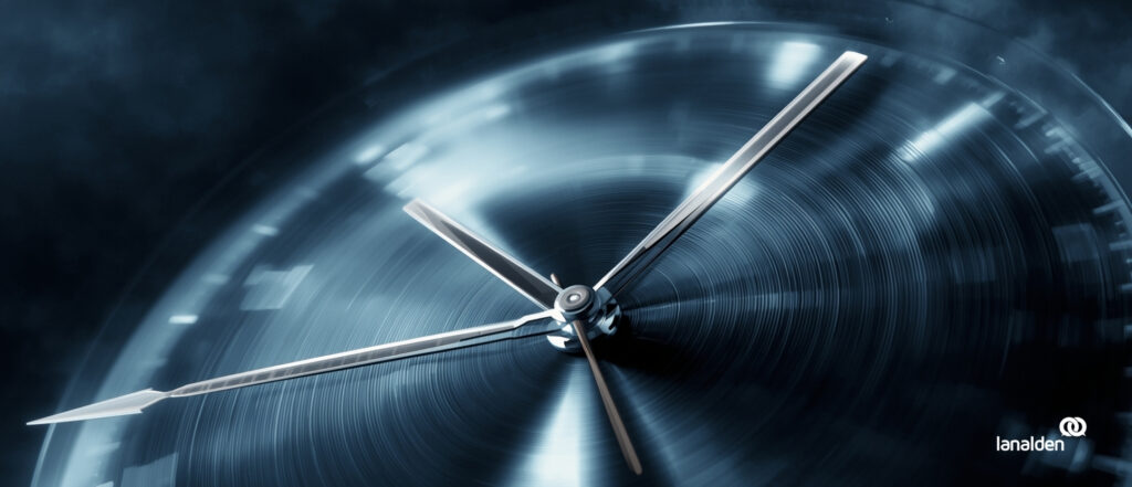 Reloj que representa la optimización del tiempo medio de atención al cliente (AHT).